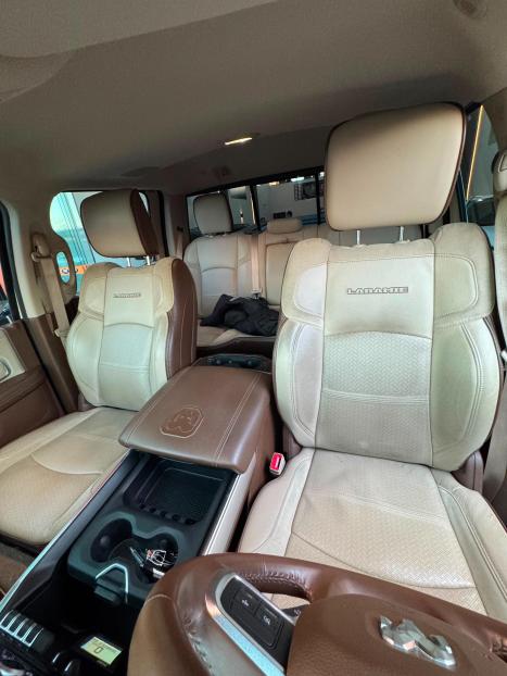 RAM 3500 6.7 I6 LARAMIE CABINE DUPLA TURBO DIESEL AUTOM�TICO, Foto 7