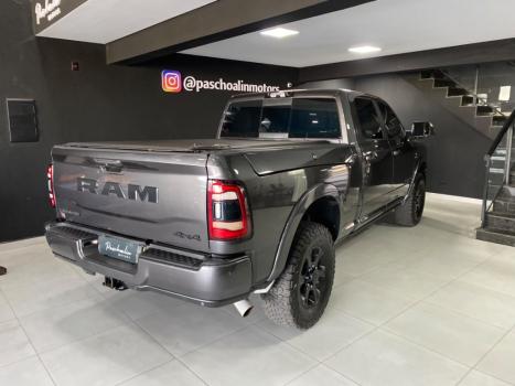 RAM 3500 6.7 I6 LARAMIE CABINE DUPLA TURBO DIESEL AUTOM�TICO, Foto 11