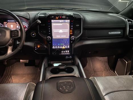 RAM 3500 6.7 I6 LARAMIE CABINE DUPLA TURBO DIESEL AUTOM�TICO, Foto 26