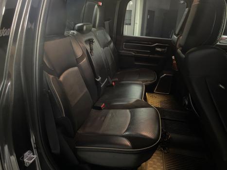RAM 3500 6.7 I6 LARAMIE CABINE DUPLA TURBO DIESEL AUTOM�TICO, Foto 28