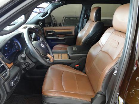 RAM 3500 6.7 I6 LIMITED LONG HORN CABINE DUPLA 4X4 TURBO DIESEL AUTOMTICO, Foto 17