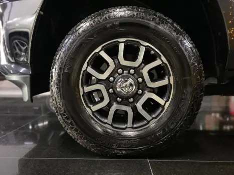 RAM 3500 6.7 I6 LIMITED LONG HORN CABINE DUPLA 4X4 TURBO DIESEL AUTOM�TICO, Foto 13