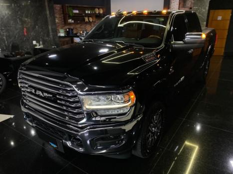 RAM 3500 6.7 I6 LIMITED LONG HORN CABINE DUPLA 4X4 TURBO DIESEL AUTOM�TICO, Foto 10