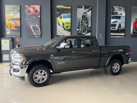 RAM 3500 6.7 I6 LIMITED LARAMIE CABINE DUPLA TURBO DIESEL AUTOM�TICO, Foto 3