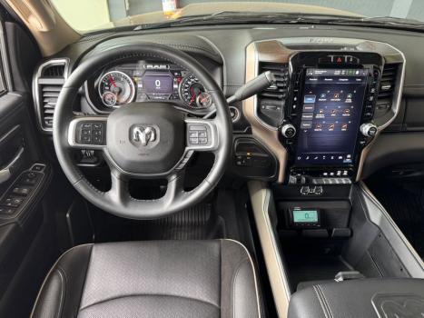 RAM 3500 6.7 I6 LIMITED LARAMIE CABINE DUPLA TURBO DIESEL AUTOM�TICO, Foto 22