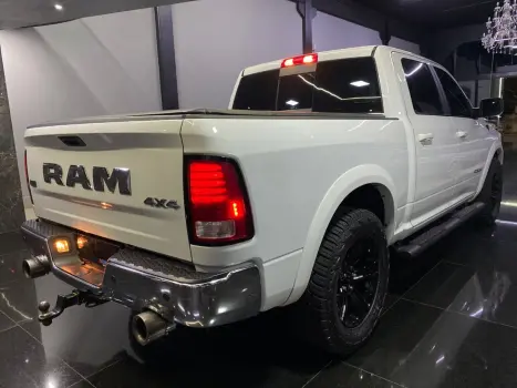 RAM Classic 5.7 V8 32V 4P HEMI LARAMIE AUTOMTICO, Foto 15