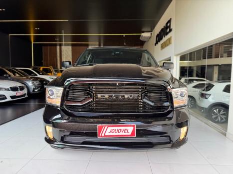 RAM Classic 5.7 V8 32V 4P HEMI LARAMIE AUTOMTICO, Foto 2