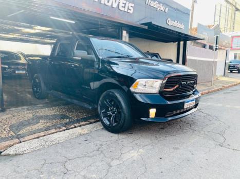 RAM Classic 5.7 V8 32V 4P HEMI LARAMIE NIGHT EDITION AUTOMTICO, Foto 3