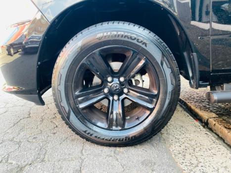 RAM Classic 5.7 V8 32V 4P HEMI LARAMIE NIGHT EDITION AUTOMTICO, Foto 9