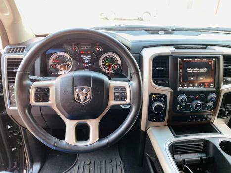 RAM Classic 5.7 V8 32V 4P HEMI LARAMIE NIGHT EDITION AUTOMTICO, Foto 10