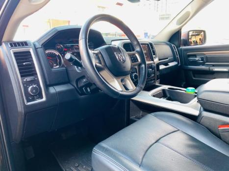 RAM Classic 5.7 V8 32V 4P HEMI LARAMIE NIGHT EDITION AUTOMTICO, Foto 12