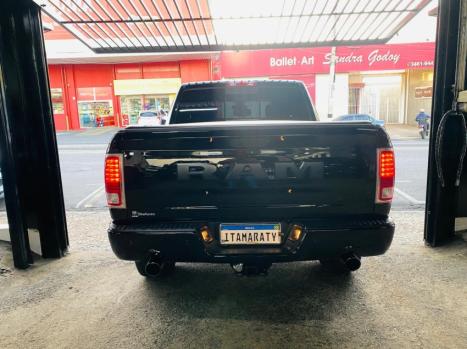 RAM Classic 5.7 V8 32V 4P HEMI LARAMIE NIGHT EDITION AUTOMÁTICO, Foto 7 RAM Classic 5.7 V8 32V 4P HEMI LARAMIE NIGHT EDITION AUTOMÁTICO, Foto 7