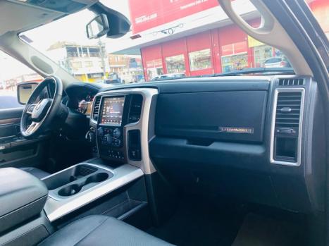 RAM Classic 5.7 V8 32V 4P HEMI LARAMIE NIGHT EDITION AUTOMÁTICO, Foto 13 RAM Classic 5.7 V8 32V 4P HEMI LARAMIE NIGHT EDITION AUTOMÁTICO, Foto 13