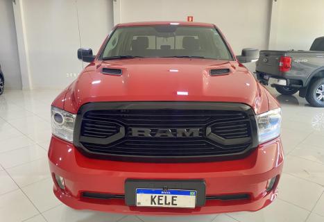 RAM Classic 5.7 V8 32V 4P HEMI LARAMIE AUTOMÁTICO, Foto 3 RAM Classic 5.7 V8 32V 4P HEMI LARAMIE AUTOMÁTICO, Foto 3