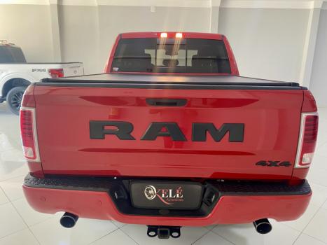 RAM Classic 5.7 V8 32V 4P HEMI LARAMIE AUTOMÁTICO, Foto 5 RAM Classic 5.7 V8 32V 4P HEMI LARAMIE AUTOMÁTICO, Foto 5