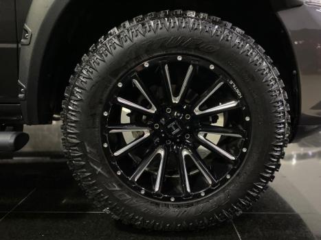 RAM Classic 5.7 V8 32V 4P HEMI LARAMIE NIGHT EDITION AUTOMTICO, Foto 10