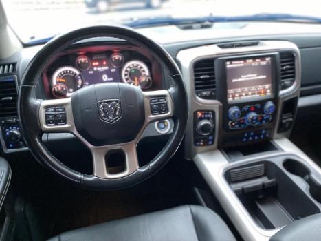 RAM Classic 5.7 V8 32V 4P HEMI LARAMIE NIGHT EDITION AUTOMTICO, Foto 15