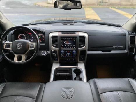 RAM Classic 5.7 V8 32V 4P HEMI LARAMIE AUTOMTICO, Foto 11