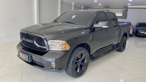 RAM Classic 5.7 V8 32V 4P HEMI LARAMIE NIGHT EDITION AUTOM�TICO, Foto 1