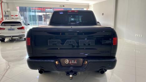 RAM Classic 5.7 V8 32V 4P HEMI LARAMIE NIGHT EDITION AUTOM�TICO, Foto 5