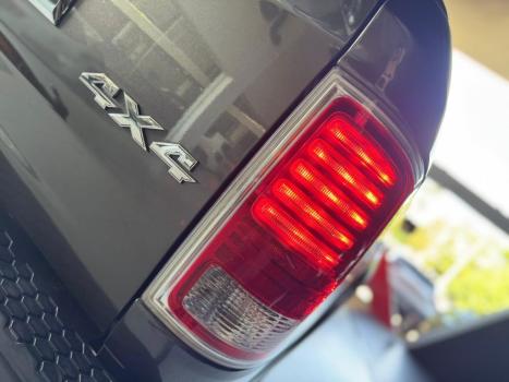 RAM Classic 5.7 V8 32V 4P HEMI LARAMIE AUTOM�TICO, Foto 8