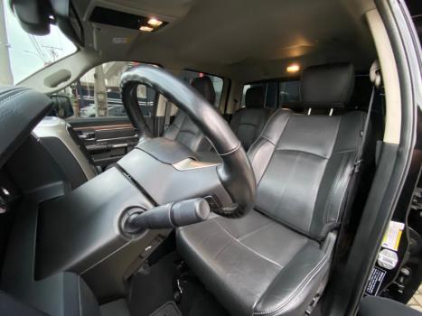 RAM Classic 5.7 V8 32V 4P HEMI LARAMIE AUTOM�TICO, Foto 14