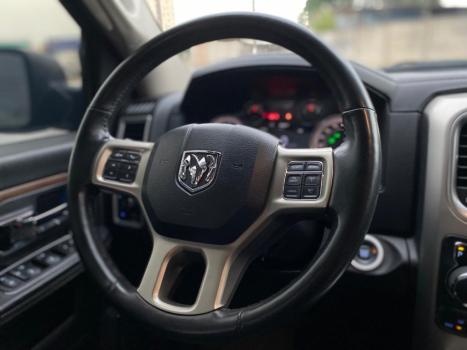 RAM Classic 5.7 V8 32V 4P HEMI LARAMIE AUTOM�TICO, Foto 20