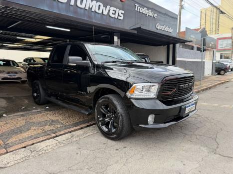 RAM Classic 5.7 V8 32V 4P HEMI LARAMIE NIGHT EDITION AUTOM�TICO, Foto 4