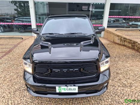 RAM Classic 5.7 V8 32V 4P HEMI LARAMIE NIGHT EDITION AUTOM�TICO, Foto 7