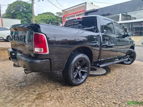 RAM Classic 5.7 V8 32V 4P HEMI LARAMIE NIGHT EDITION AUTOM�TICO, Foto 12