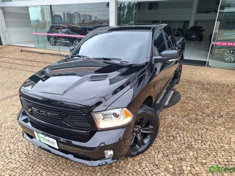 RAM Classic 5.7 V8 32V 4P HEMI LARAMIE NIGHT EDITION AUTOM�TICO, Foto 13
