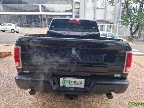 RAM Classic 5.7 V8 32V 4P HEMI LARAMIE NIGHT EDITION AUTOM�TICO, Foto 14