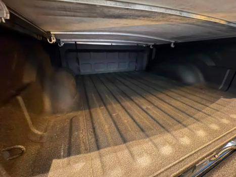 RAM Classic 5.7 V8 32V 4P HEMI LARAMIE AUTOM�TICO, Foto 12