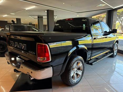 RAM Classic 5.7 V8 32V 4P HEMI LARAMIE AUTOM�TICO, Foto 13