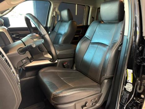 RAM Classic 5.7 V8 32V 4P HEMI LARAMIE AUTOM�TICO, Foto 20