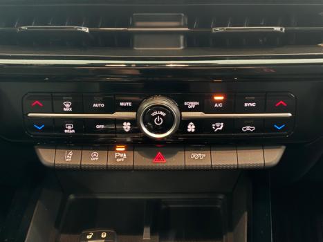 RAM Rampage 2.0 4P HURRICANE 4 TURBO R/T 4X4 AUTOM�TICO, Foto 15