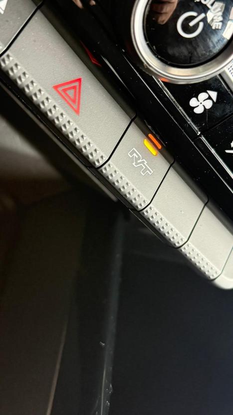 RAM Rampage 2.0 4P HURRICANE 4 TURBO R/T 4X4 AUTOM�TICO, Foto 17