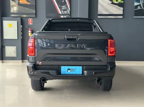 RAM Rampage 2.0 4P HURRICANE 4 TURBO R/T 4X4 AUTOM�TICO, Foto 4