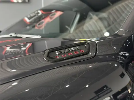 RAM Rampage 2.0 4P HURRICANE 4 TURBO R/T 4X4 AUTOM�TICO, Foto 5