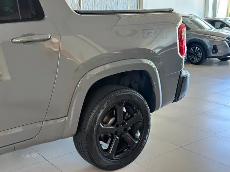 RAM Rampage 2.0 4P HURRICANE 4 TURBO R/T 4X4 AUTOM�TICO, Foto 13