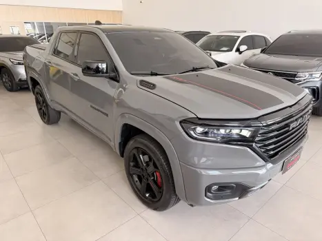 RAM Rampage 2.0 4P HURRICANE 4 TURBO R/T 4X4 AUTOM�TICO, Foto 9