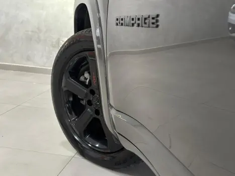 RAM Rampage 2.0 4P HURRICANE 4 TURBO R/T 4X4 AUTOM�TICO, Foto 18