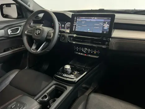 RAM Rampage 2.0 4P HURRICANE 4 TURBO R/T 4X4 AUTOM�TICO, Foto 10