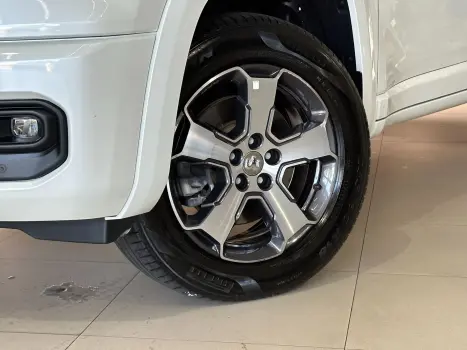 RAM Rampage 2.0 4P HURRICANE 4 TURBO LARAMIE 4X4 AUTOM�TICO, Foto 6