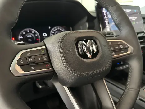 RAM Rampage 2.0 4P HURRICANE 4 TURBO LARAMIE 4X4 AUTOM�TICO, Foto 10