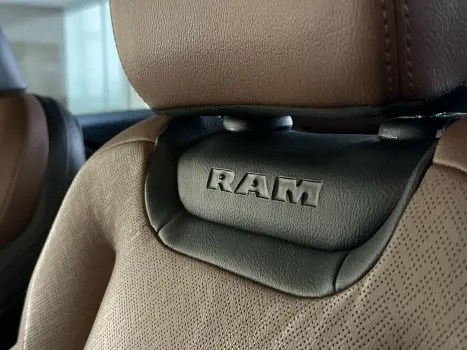 RAM Rampage 2.0 4P HURRICANE 4 TURBO LARAMIE 4X4 AUTOM�TICO, Foto 12