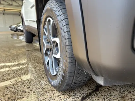 RAM Rampage 2.0 4P TURBO DIESEL REBEL 4X4 AUTOM�TICO, Foto 15