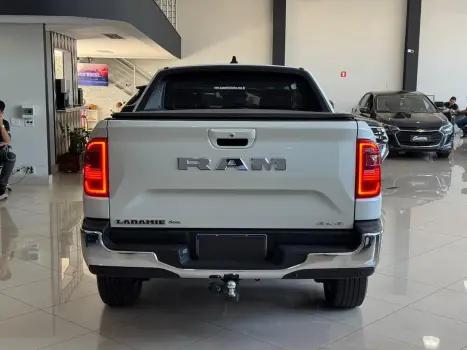 RAM Rampage 2.0 4P TURBO DIESEL LARAMIE 4X4 AUTOM�TICO, Foto 4