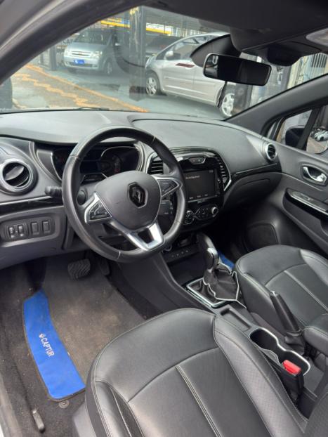 RENAULT Captur 1.3 16V 4P FLEX TCE INTENSE TURBO X-TRONIC AUTOM�TICO CVT, Foto 8