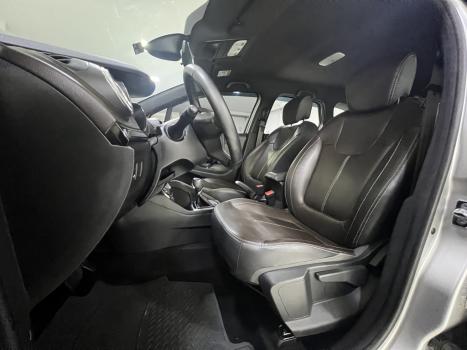 RENAULT Captur 1.3 16V 4P FLEX TCE ICONIC TURBO X-TRONIC AUTOM�TICO CVT, Foto 11